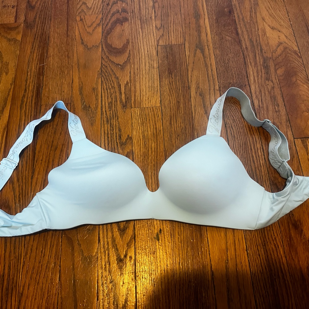 Victoria secret bra.